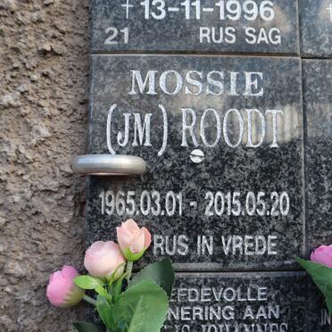 ROODT J.M. 1965-2015