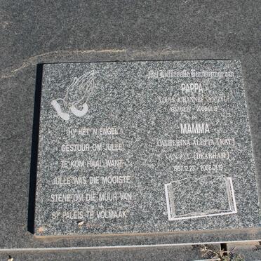 ZYL Louis Johannes, van 1957-2008 &amp; Catherina Aletta DEARHAM 1957-2008