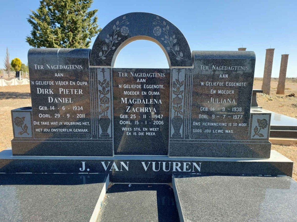 VUUREN Dirk Pieter Daniel, J. van 1934-2011 &amp; Juliana 1938-1977 :: J. VAN VUUREN Magdalena Zachrya 1947-2006