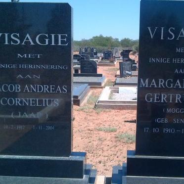 VISAGIE Jacob Andreas Cornelius 1912-2004 &amp; Margaretha Gertruida SENEKAL 1910-1979