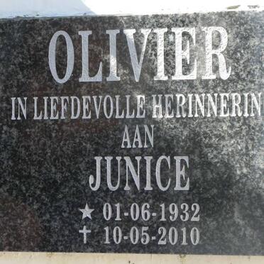 OLIVIER Junice 1932-2010