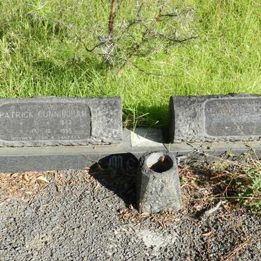 CUNNINGHAM Patrick 1943-1995 &amp; Marjorie Lynette BARNES 1945-1987