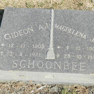 SCHOONBEE Gideon A.J. 1903-1971 &amp; Magdalena J.S. 1907-1990