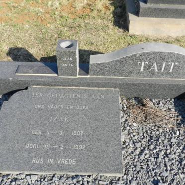 TAIT Isak 1907-1992 &amp; Adriana Catharina 1925-1989