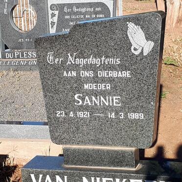 NIEKERK Sannie, van 1921-1989