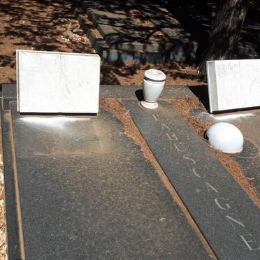 LABUSCAGNE Frans Jacob 1898-1957 &amp; Jacomina Jacoba 1901-19?1