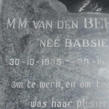 OOSTHUISEN Wessel J. 1929-2011 &amp; M.M. VAN DEN BERGE 1935-1981