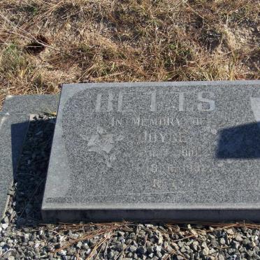 BETTS Joyce 1910-1982