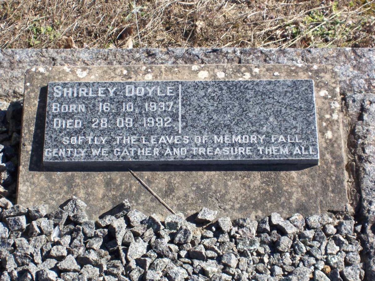 DOYLE Shirley 1937-1992