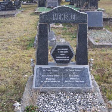 VENSKE Julius Fredrich Wilhelm 1901-1944 &amp; Freda Rebbeca 1915-2006