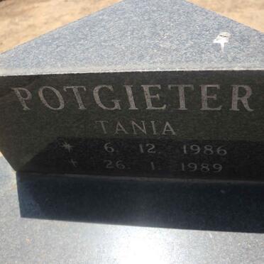 POTGIETER Tania 1986-1989