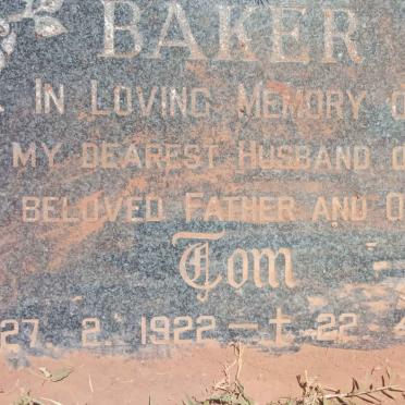 BAKER Tom 1922-1996