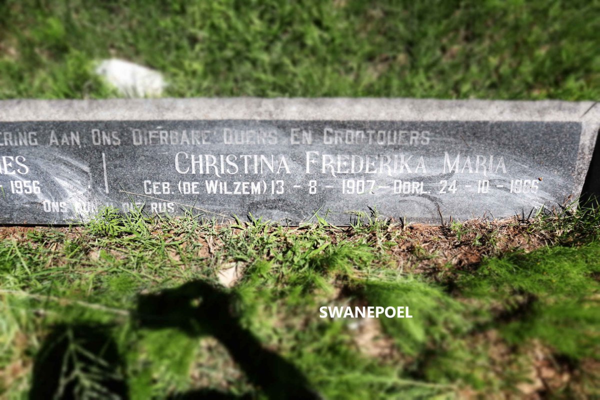 SWANEPOEL Willem Petrus Johannes 1895-1956 &amp; Christina Frederika Maria DE WILZEM 1907-1966