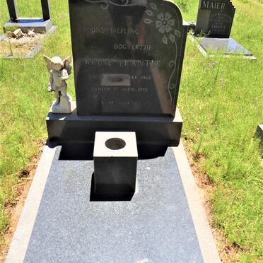 TRANTER Carine 1962-1972