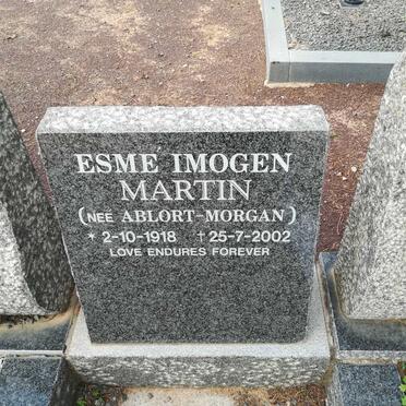 MARTIN Esme Imogen nee ABLORT-MORGAN 1918-2002