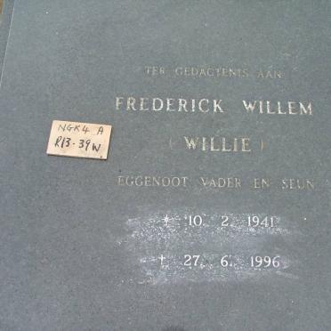 KNOETZE Frederick Willem 1941-1996