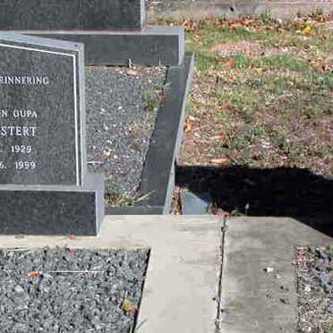 MOSTERT Gert 1929-1999 &amp; Freda 1934-1981