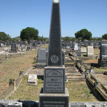 MILLS Edward Handsworth 1891-1968 &amp; Gladys Mary 1893-1981 :: MILLS Edward Handsworth 1922-1942