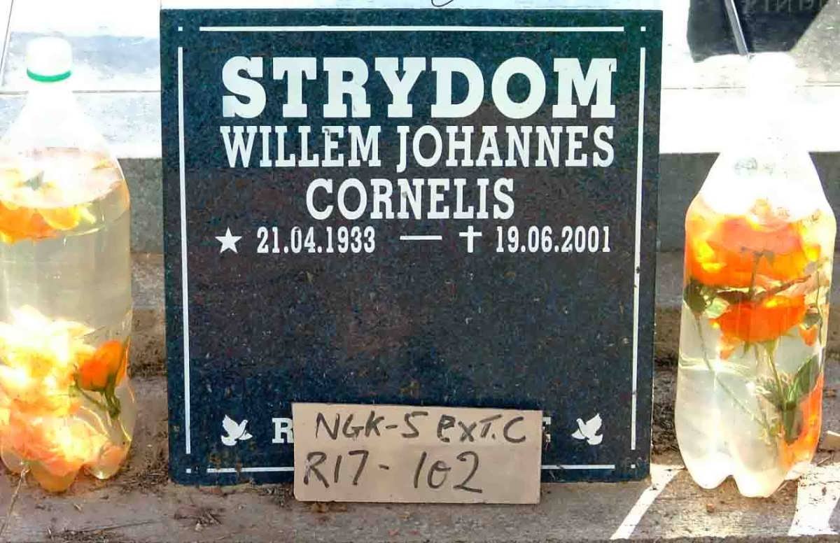STRYDOM Willem Johannes Cornelis 1933-2001