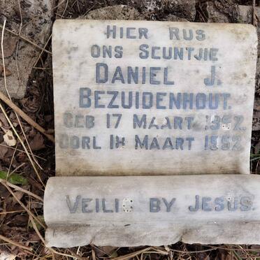 BEZUIDENHOUT Daniel J. 1952-1952