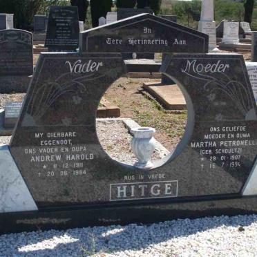 HITGE Andrew Harold 1911-1984 &amp; Martha Petronella SCHOULTZ 1907-1994