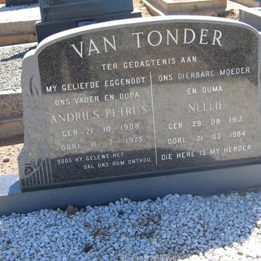 TONDER Andries Petrus, van 1908-1975 &amp; Nellie 1912-1984