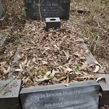 WOODS Walter John 1887-1955 &amp; Edna Kate 1894-1977