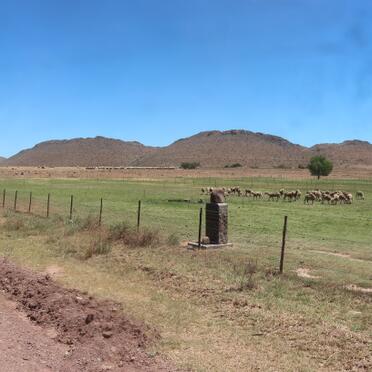Eastern Cape, HOFMEYR district, Teebusvlakte, Maryland, Roadside Memorial