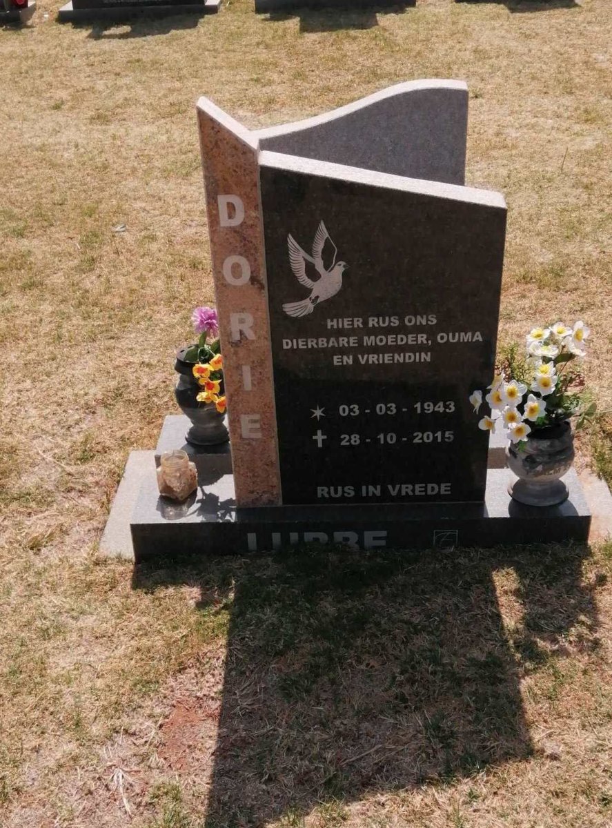 LUBBE Dorie 1943-2015