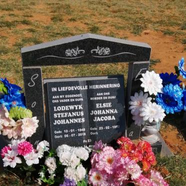 ZYL Lodewyk Stephanus Johannes, van 1948-2018 &amp; Elsie Johanna Jacoba 1952-