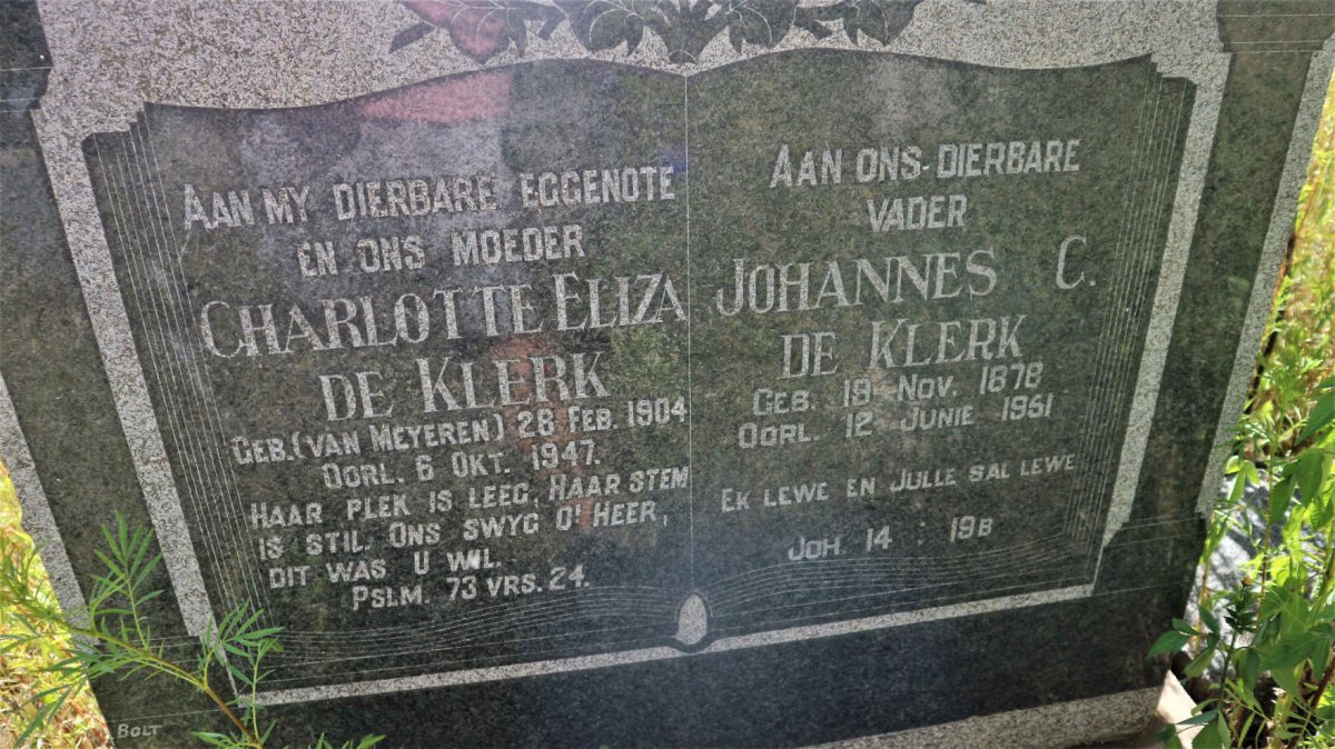 KLERK Johannes C., de 1878-1951 & Charlotte Eliza VAN MEYEREN 1904-1947