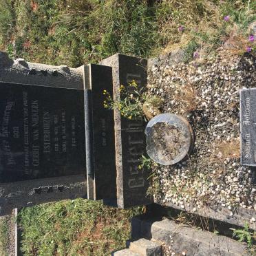 ESTERHUIZEN Gerrit van Niekerk 1887-1949 &amp; Susara Johanna VAN DER WESTHUIZEN 1897-1990