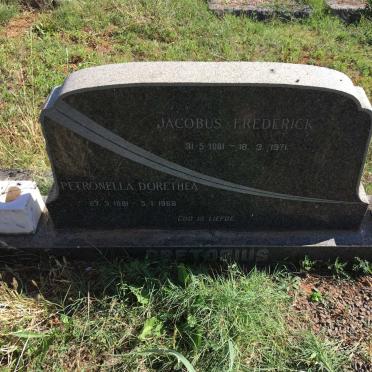 PRETORIUS Jacobus Frederick 1881-1971 &amp; Petronella Dorethea 1881-1966