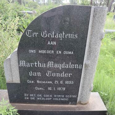 TONDER Johannes Willem, van 1886-1962 &amp; Martha Magdalena NIEMANN 1895-1979