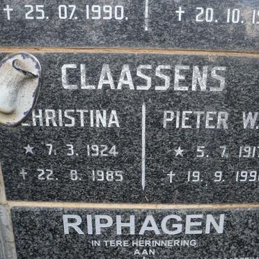 CLAASSENS Pieter W.A. 1917-1990 &amp; Christina 1924-1985