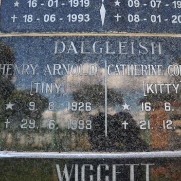 DALGLEISH Henry Arnold 1926-1993 &amp; Catherine Cornelia 1932-2010