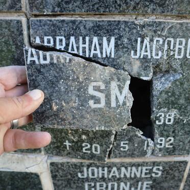 SM? Abraham Jacobus 1938-1992