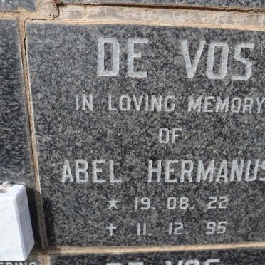 VOS Abel Hermanus, de 1922-1995