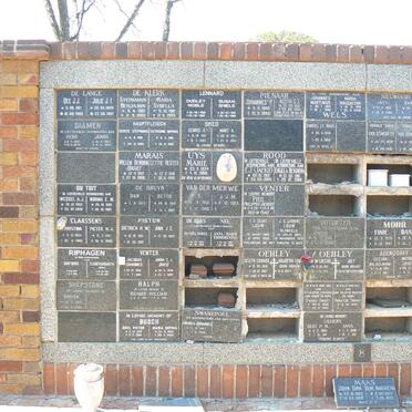 05. Gedenkmuur / Memorial wall _5