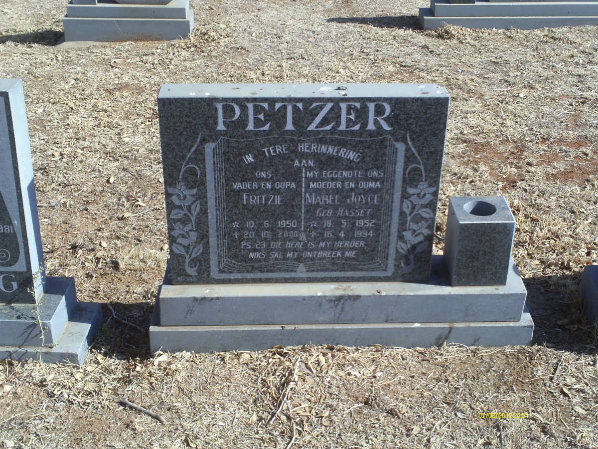 PETZER Fritzie 1950-2000 & Mabel Joyce HASSET 1952-1994