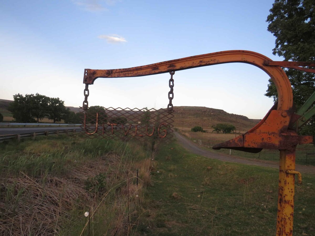 1. Oorsig / Overview