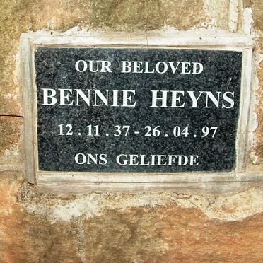 HEYNS Bennie 1937-1997