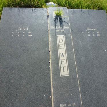 WET Albert, de 1915-1994 &amp; Mimmie 1915-2011
