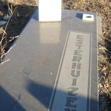 ESTERHUIZEN Cassie 1941-1989