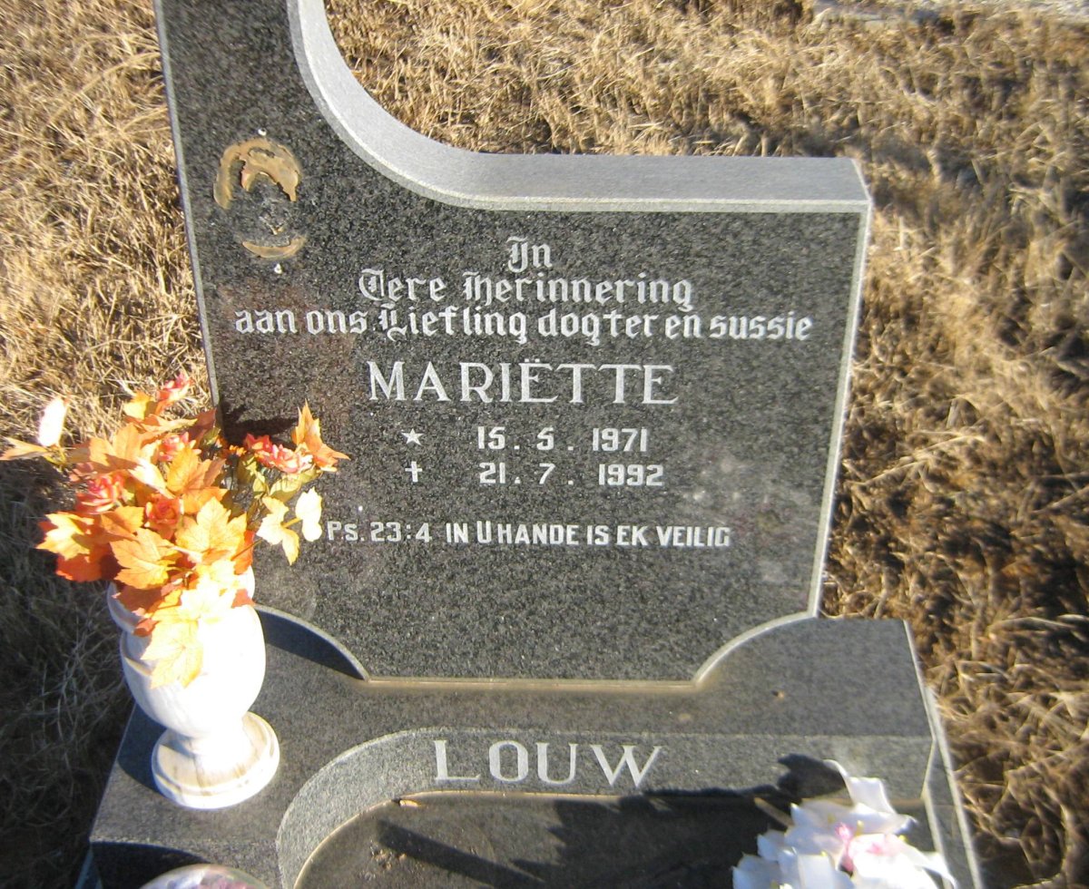 LOUW Mariette 1971-1992