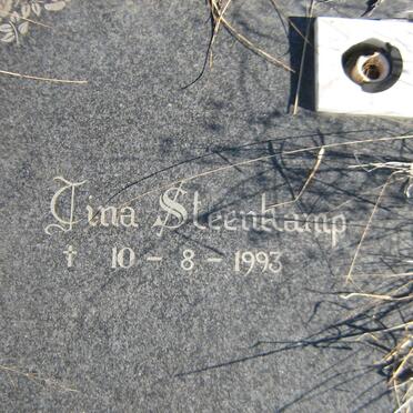 STEENKAMP Tina 1993-1993