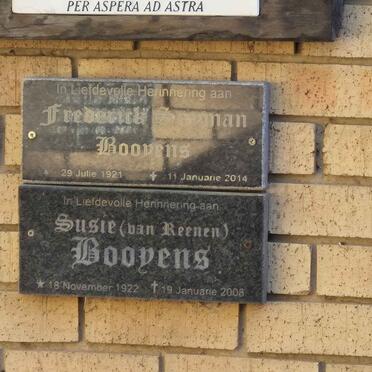 BOOYENS Frederick Snyman 1921-2014 & Susie VAN REENEN 1922-2008