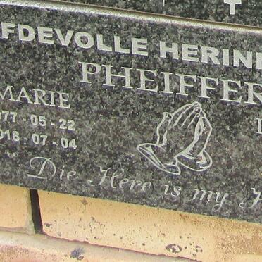 PHEIFFER Louis Philip 1976- & Elmarie 1977-2018