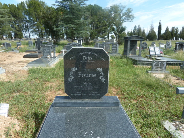 FOURIE Andries Jacobus & Petronella G. Maria DE KLERK 1932-2019