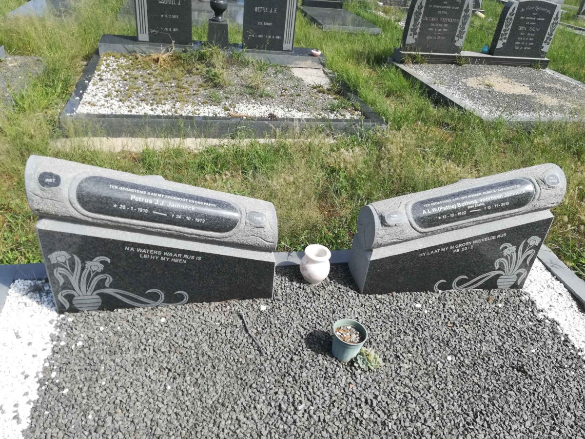 JAMNECK Petrus J.J. 1918-1972 & BOTHMA A.L.W. voorheen JAMNECK nee ENSLIN 1922-2010